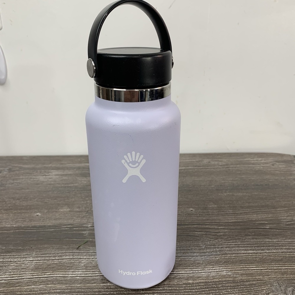 Hydro Flask 32 Oz Wide Mouth White Insulated Water Bottle